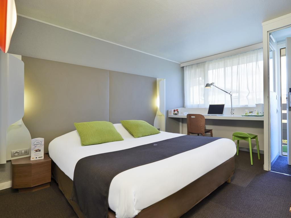 Campanile Roissy - Saint Witz Hotel Bagian luar foto